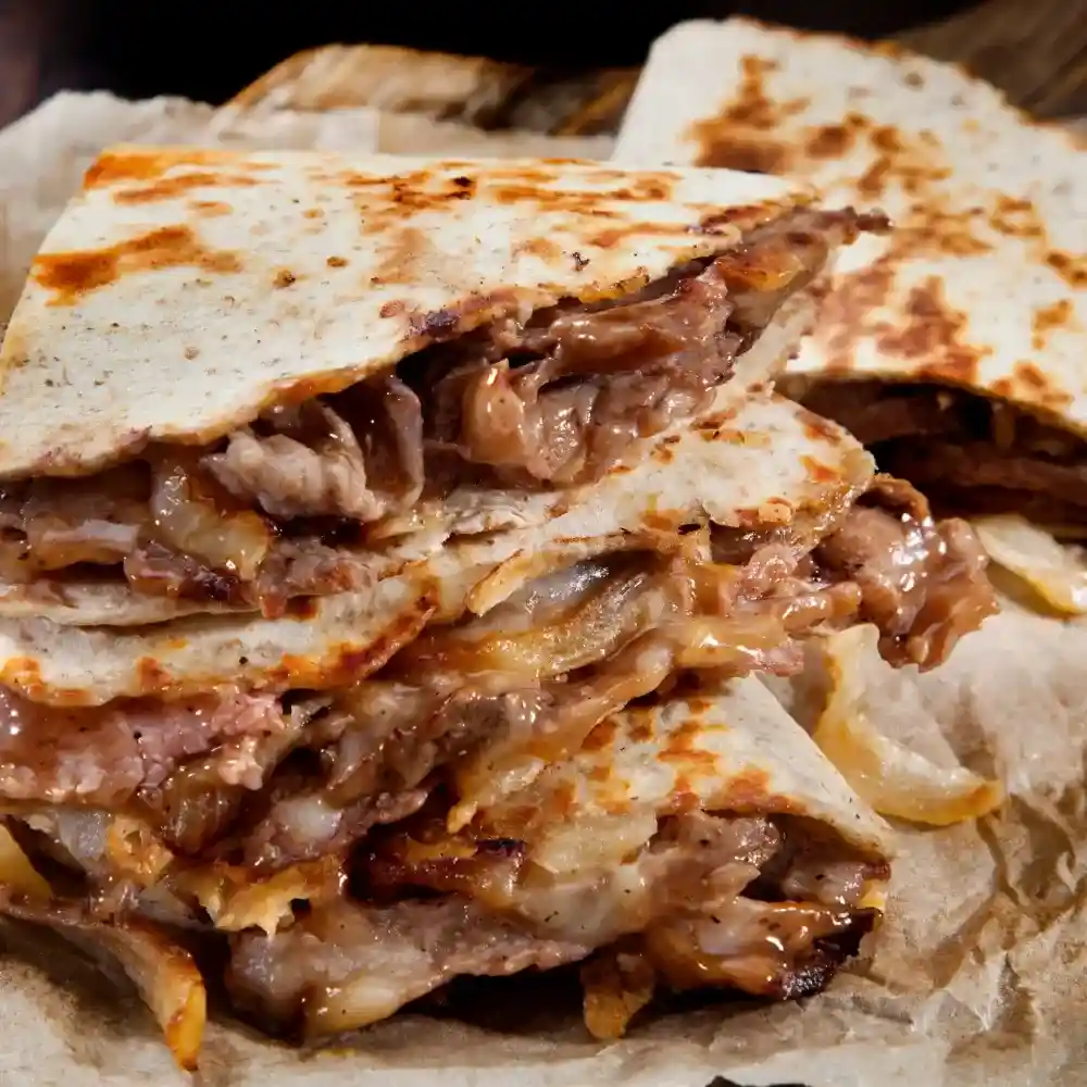 Juicy steak quesadilla recipe with melted cheese and crispy tortilla